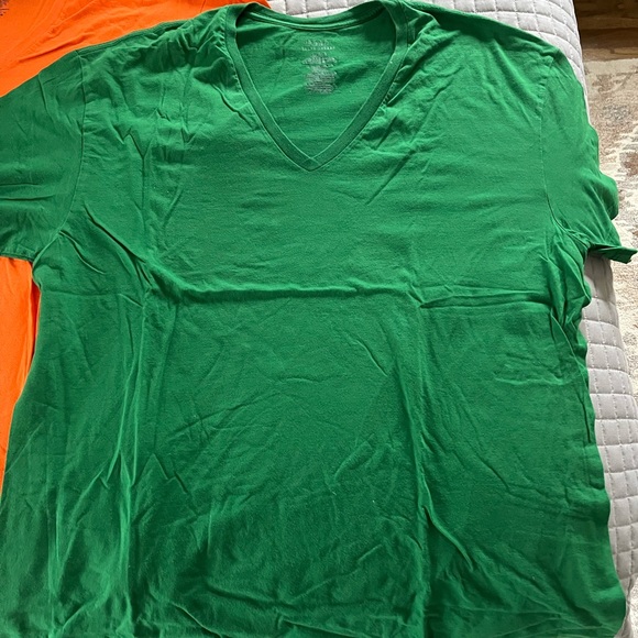Polo by Ralph Lauren Green V-Neck Short Sleeve Tee with Orange Accent - Picture 4 of 5